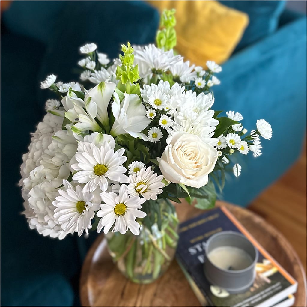 Classic Ivory – A Florist Original –  Forever Flower Shop, Phoenix AZ